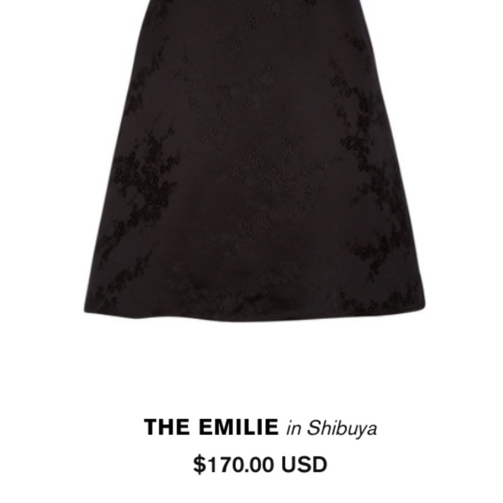 Réalisation par THE EMILIE Dress - NWWT